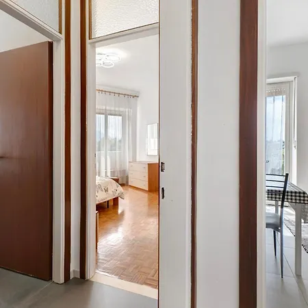 Holiday home Aurora - *